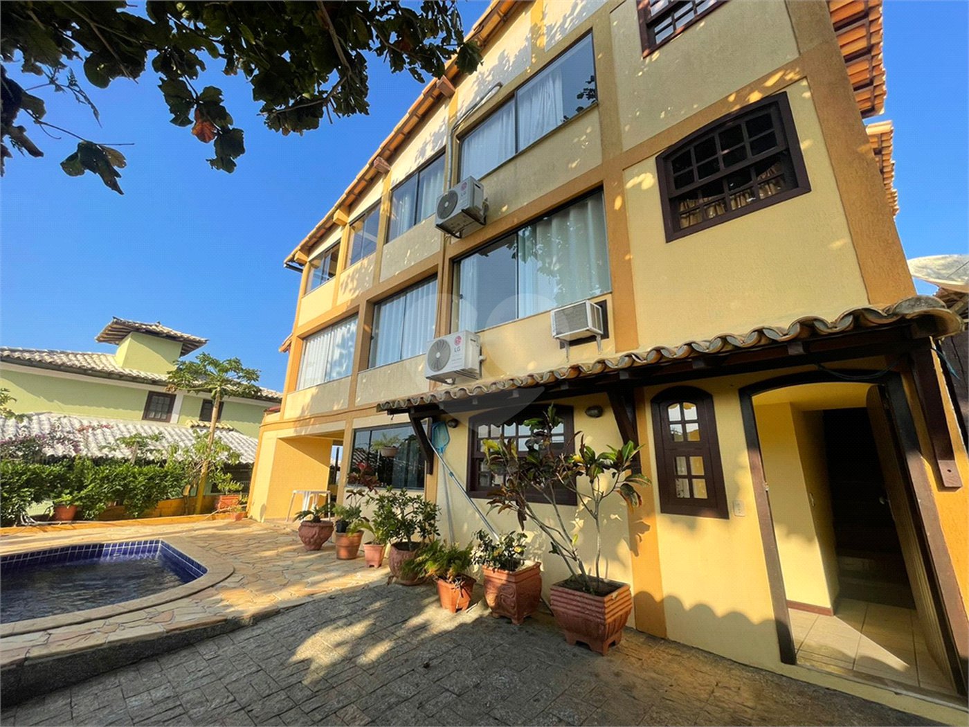 Casa em condomínio à venda com 4 suítes em Albatroz, Armação dos Búzios, RJ