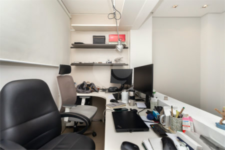 Apartamento à venda com 2 quartos, sendo 1 suíte, em Campo Belo, São Paulo, SP