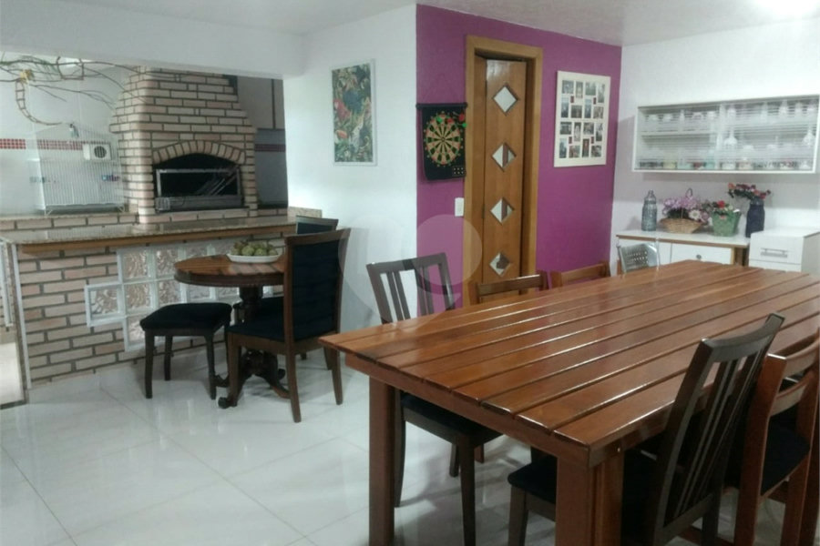 Sobrado à venda com 4 quartos, sendo 1 suíte,  em Vila Guilherme, São Paulo, SP