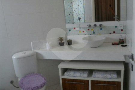 Casa à venda com 4 quartos, sendo 2 suítes, em Pinhal, Jarinu, SP