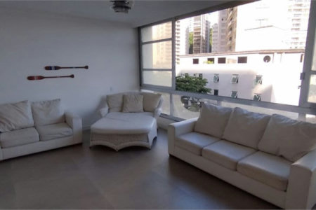 Apartamento Residencial à venda, Pitangueiras, Guarujá - AP0444.