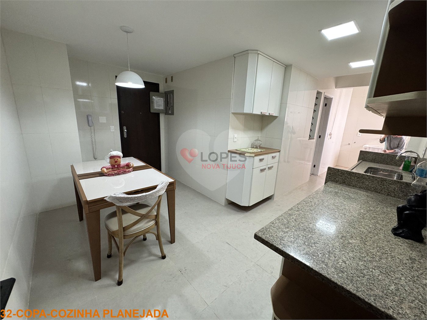 Apartamento à venda com 4 quartos, sendo 1 suíte, em Tijuca, Rio de Janeiro, RJ