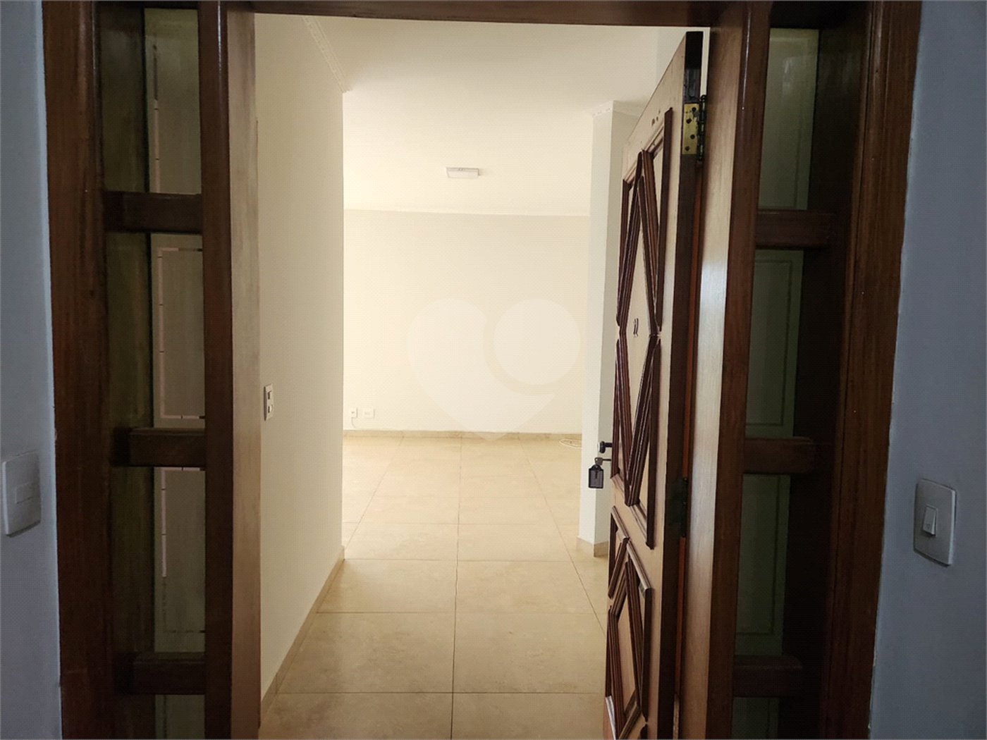 Apartamento à venda com 4 quartos, sendo 2 suítes, no Centro, Araraquara, SP