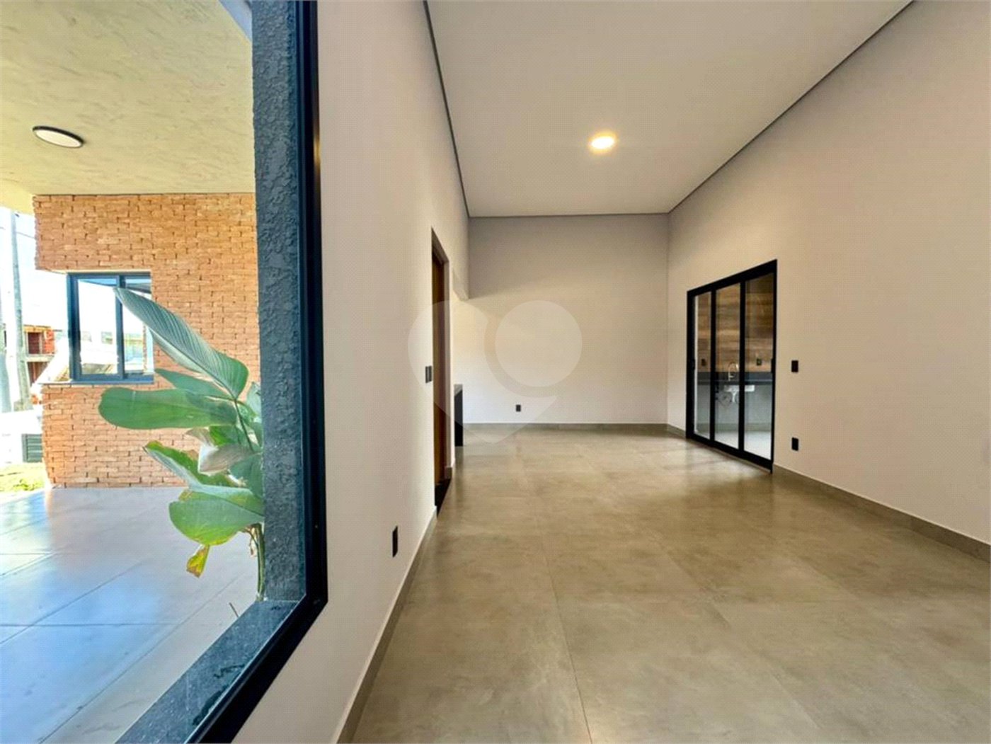Casa à venda com 3 quartos, sendo 1 suíte, no condomínio Park Gran Reserve, Indaiatuba - SP