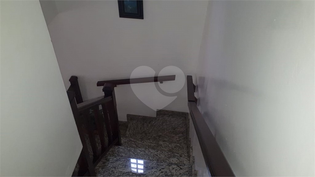 Sobrado à venda com 3 quartos, sendo 1 suíte,  em Vila Caputera, Mogi das Cruzes, SP