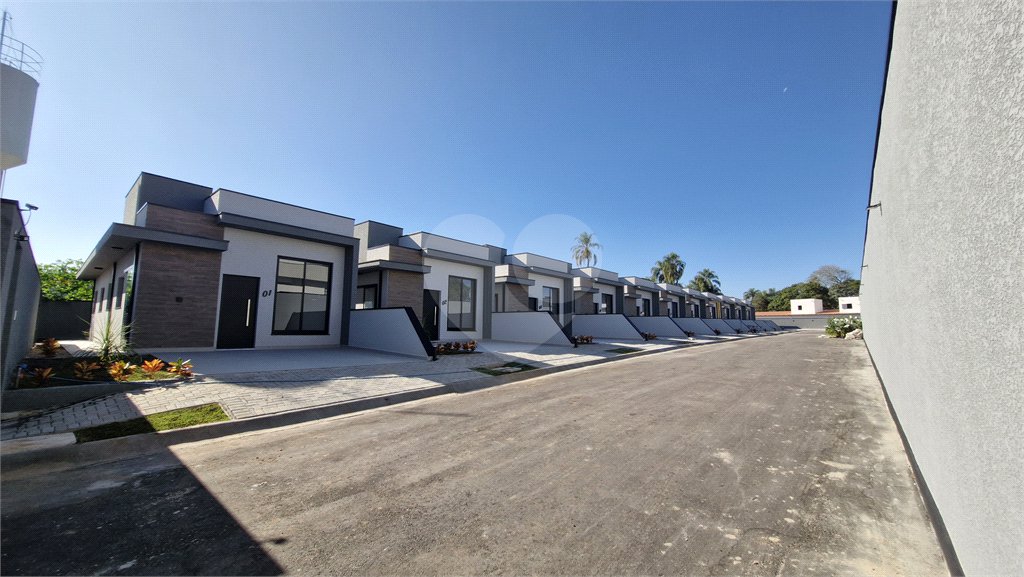 Casa de Vila à venda com 3 quartos, sendo 1 suíte, em Caetetuba, Atibaia, SP