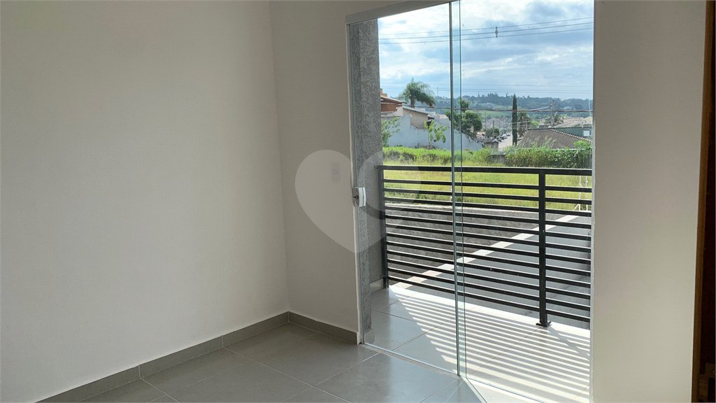 Sobrado à venda com 2 suítes em Residencial Jardins da Catalunha, Atibaia, SP