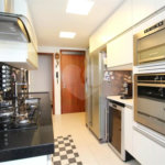 Apartamento para alugar com 3 quartos, sendo 1 suíte, em Itaim Bibi, São Paulo, SP