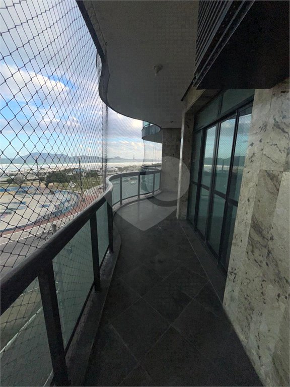 Apartamento à venda com 4 quartos, sendo 2 suítes, em Vila Nova, Cabo Frio, RJ