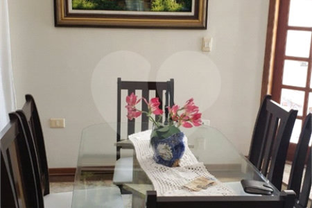 Casa à venda com 3 quartos, sendo 1 suíte, em Jardim das Flores, Atibaia, SP