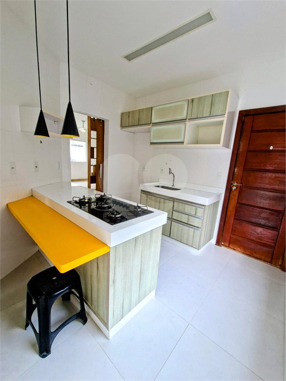 Casa à venda com 3 quartos, sendo 2 suítes, em Orla Norte, Porto Seguro, BA