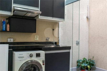Casa à venda com 3 quartos, sendo 1 suíte,  no condomínio Rafaela I, São Paulo - SP