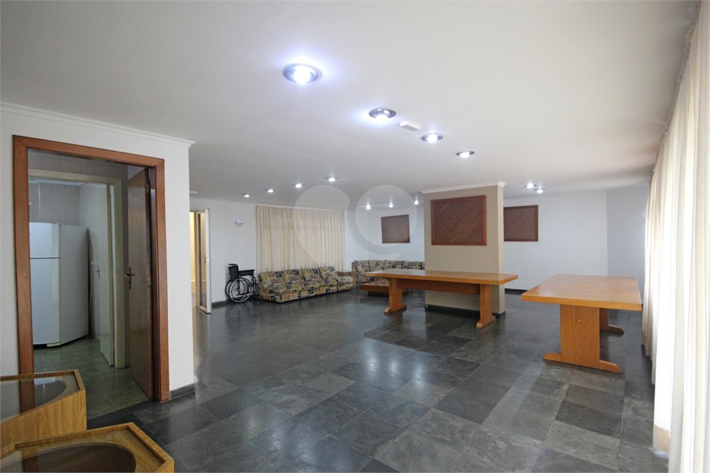 Apartamento à venda com 3 quartos, sendo 1 suíte,  em Alto da Lapa, São Paulo, SP