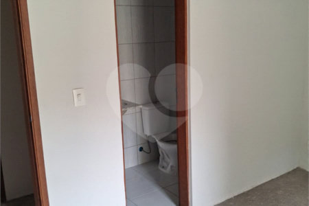 Casa à venda com 2 suítes no condomínio Residencial Vila de Motalegre, São Paulo - SP