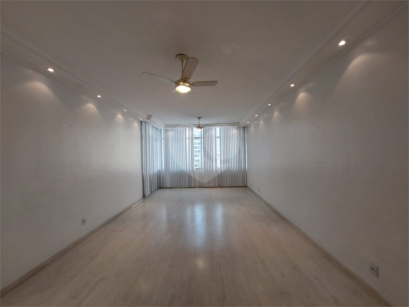 Apartamento à venda com 3 quartos, sendo 1 suíte, em Tijuca, Rio de Janeiro, RJ
