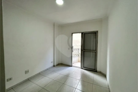 Apartamento Reformado com 1 dormitório, 1 vaga de garagem em Santa Cecília.