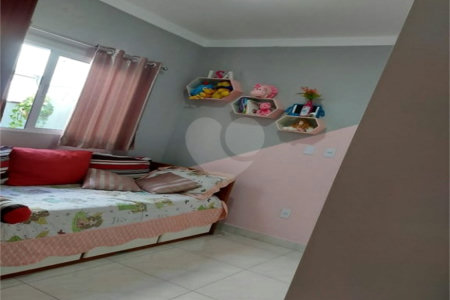 Casa à venda com 3 quartos, sendo 1 suíte,  no condomínio Golden Park Residence II, Sorocaba - SP
