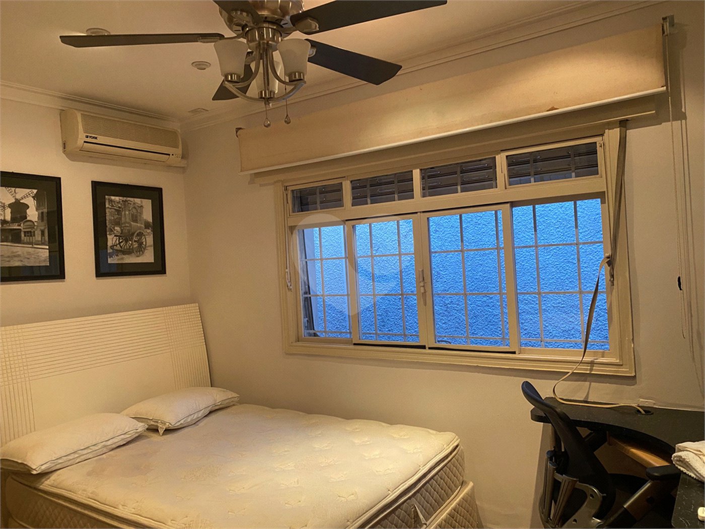Casa à venda com 4 suítes em Granja Julieta, São Paulo, SP