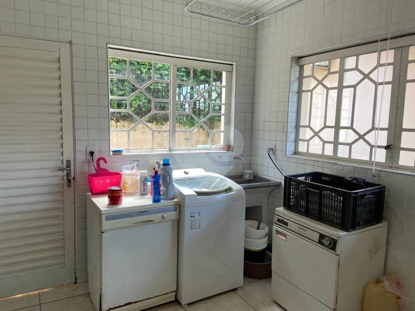 Casa à venda com 6 quartos, sendo 3 suítes,  em Marambaia, Vinhedo, SP