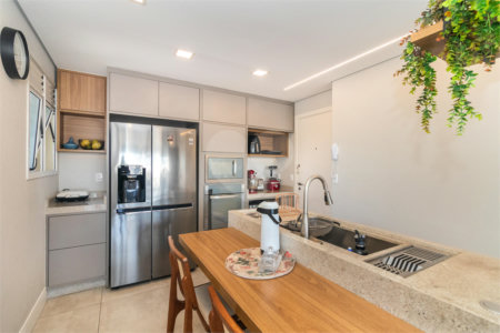 Apartamento à venda com 3 quartos, sendo 2 suítes, em Vila Romana, São Paulo, SP