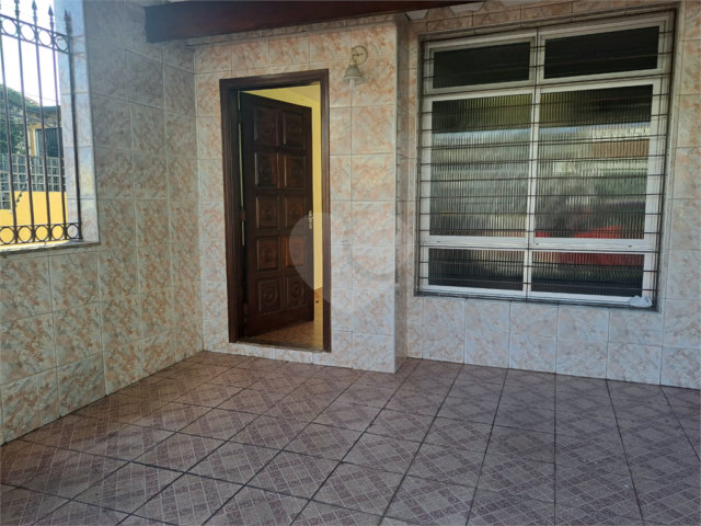 Sobrado à venda com 3 quartos em Campo Belo, São Paulo, SP