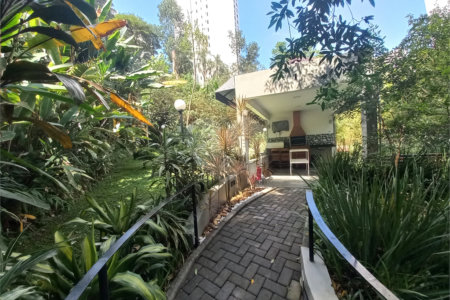 Apartamento à venda com 3 quartos, sendo 1 suíte, em Vila Andrade, São Paulo, SP