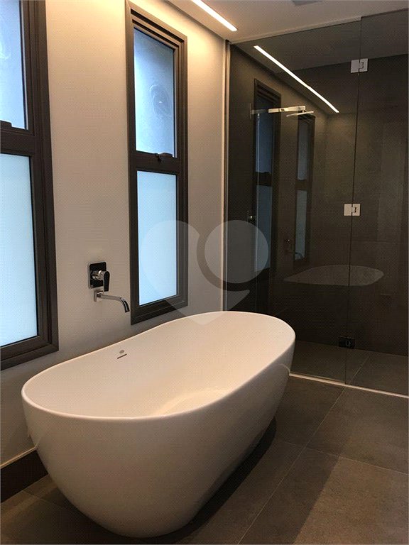 Apartamento à venda com 4 suítes em Vila Gomes Cardim, São Paulo, SP