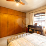 Casa à venda com 4 quartos, sendo 2 suítes, em Campo Belo, São Paulo, SP