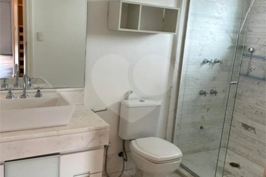 Casa à venda com 3 suítes no condomínio Quinta de Santo Antônio, São Paulo - SP