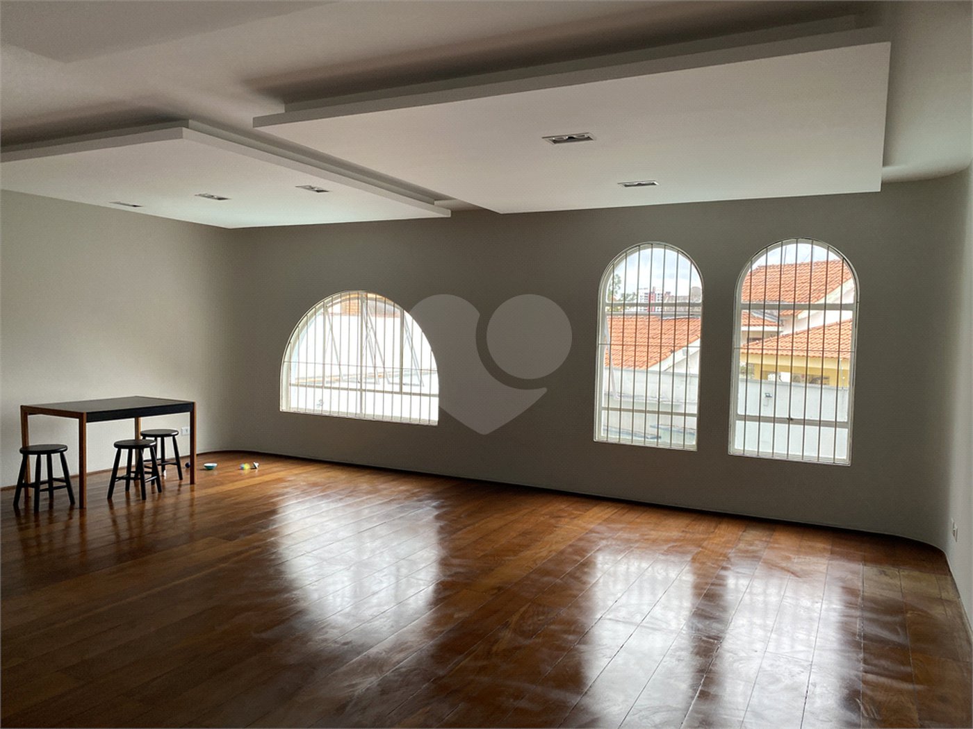 Casa à venda com 3 suítes em Jardim Leonor, São Paulo, SP