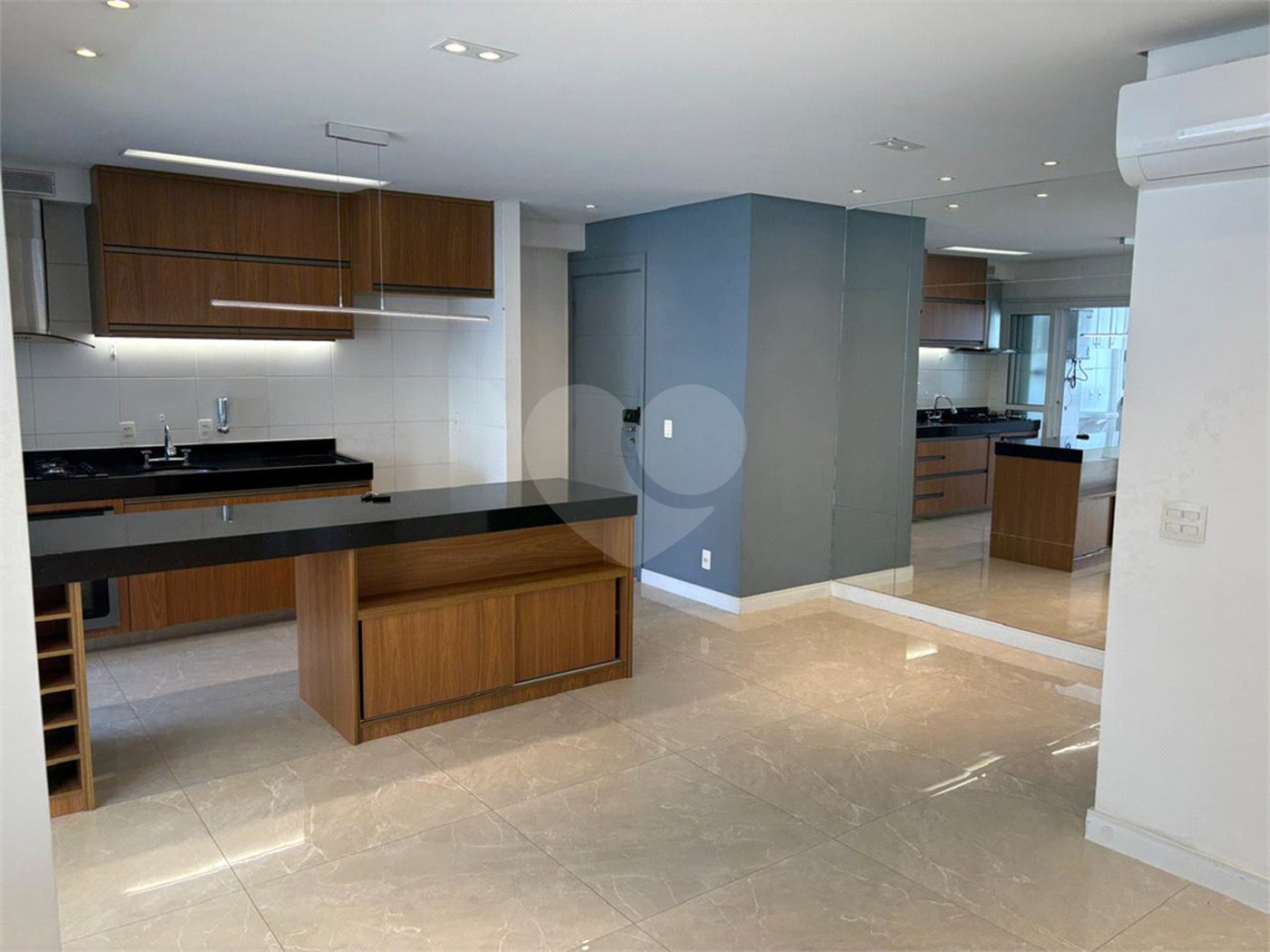 Apartamento à venda com 2 quartos, sendo 1 suíte, em Santo Amaro, São Paulo, SP