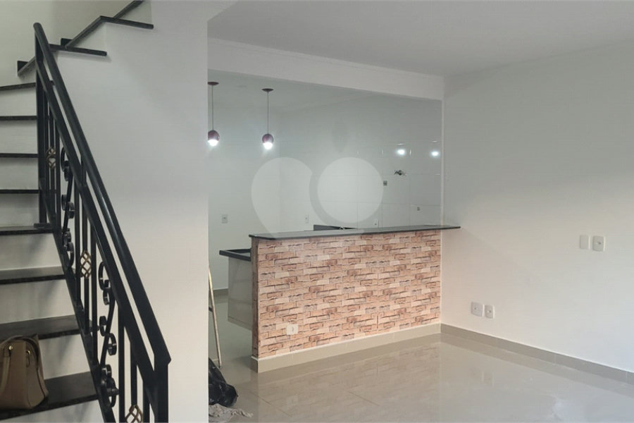 Casa à venda ou para alugar com 2 suítes no condomínio Santa Teresinha, São Paulo - SP