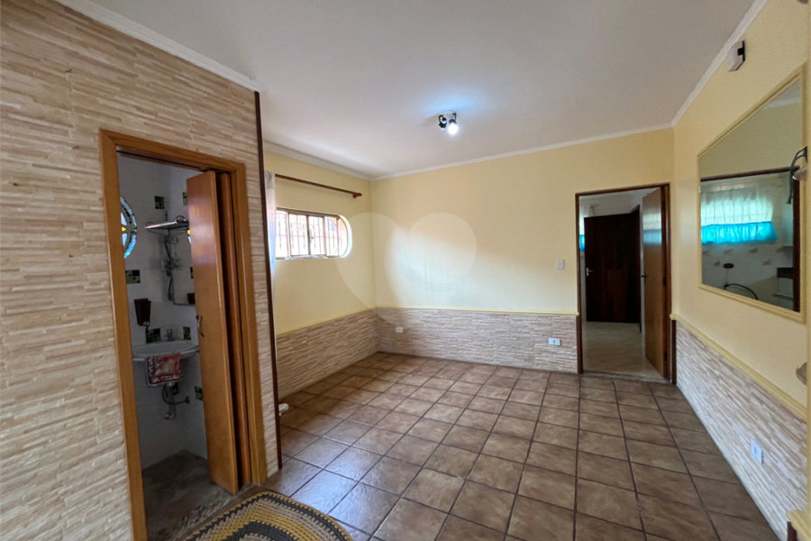 Sobrado à venda com 4 quartos, sendo 2 suítes, em Tremembé, São Paulo, SP