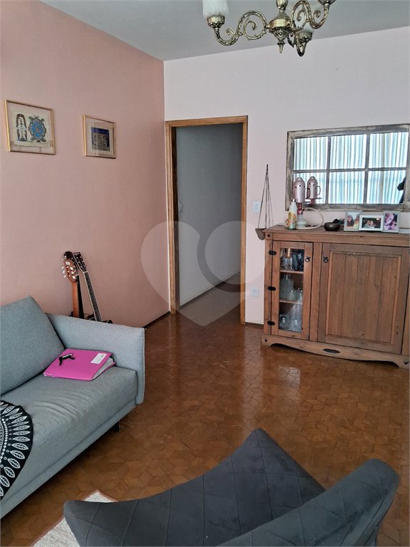Casa à venda com 2 quartos no Centro, Serra Negra, SP