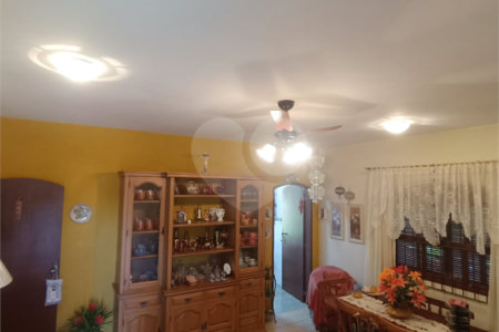 Casa à venda com 3 quartos, sendo 1 suíte, em Rasa, Armação dos Búzios, RJ
