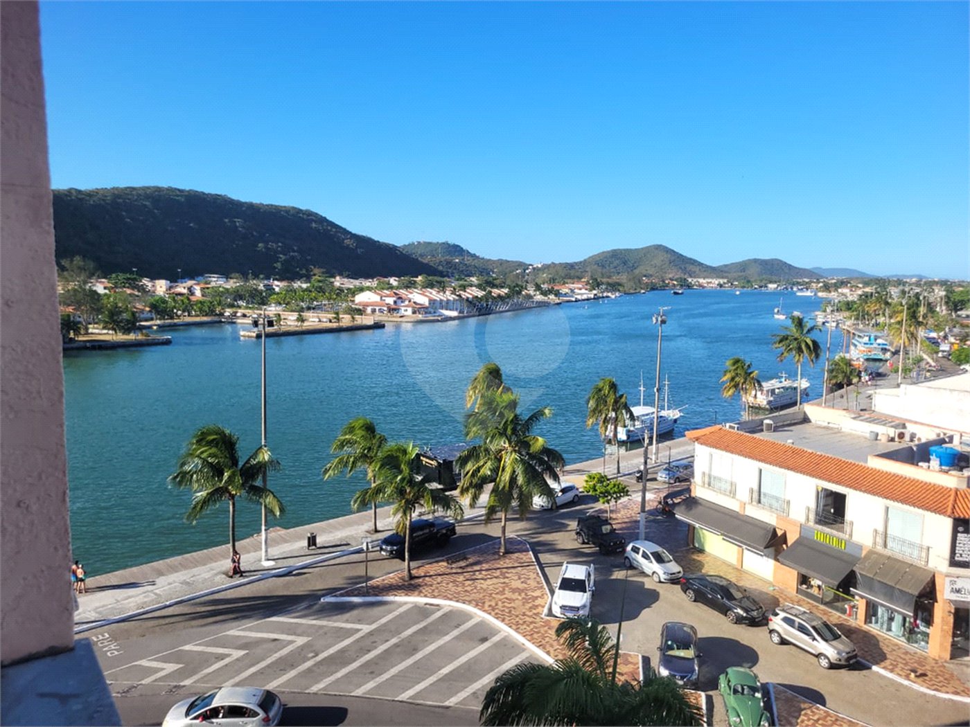 Apartamento à venda com 2 quartos no Centro, Cabo Frio, RJ