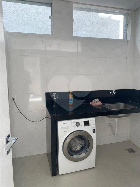 Casa à venda com 4 quartos, sendo 3 suítes, no condomínio Brisa 1, Mogi das Cruzes - SP