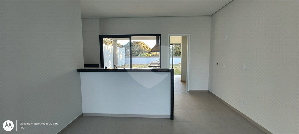 Casa à venda com 3 suítes no condomínio Reserva Ybyra, Atibaia - SP