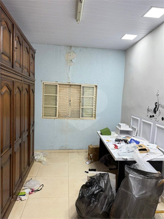 Casa à venda com 2 quartos no Centro, Araraquara, SP