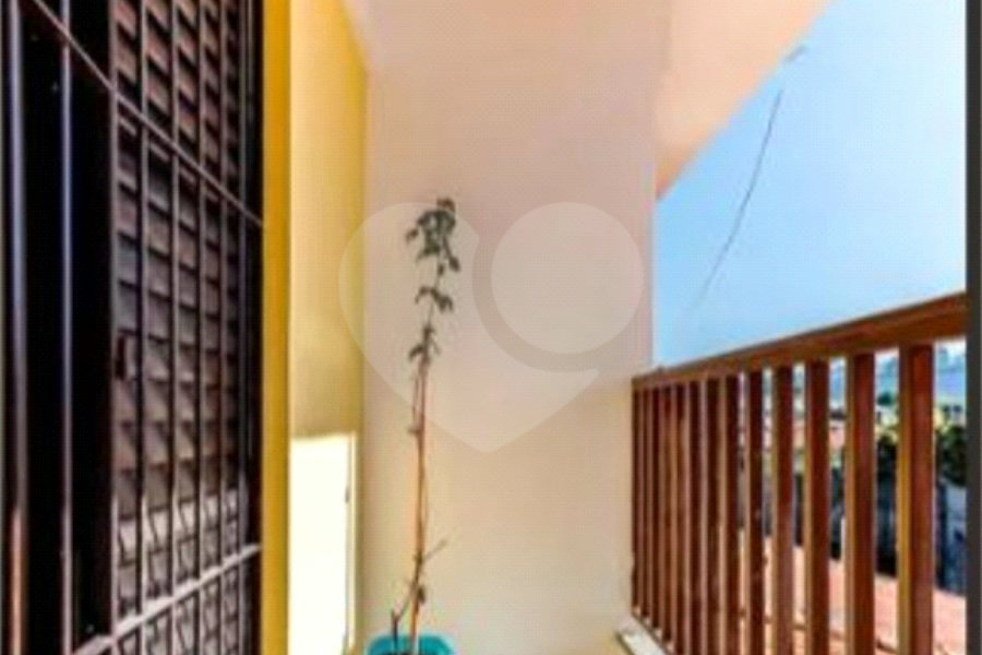 Sobrado à venda com 3 quartos em Vila Nova Mazzei, São Paulo, SP