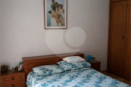 Casa à venda com 2 quartos, sendo 1 suíte,  em Vila Anastácio, São Paulo, SP