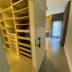 Casa à venda com 3 suítes no condomínio Residencial Granville, Atibaia - SP