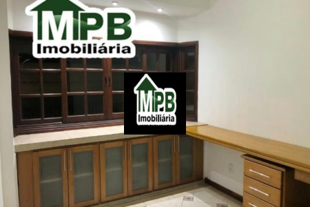 Sobrado à venda com 4 quartos, sendo 2 suítes, em Jardim Pagliato, Sorocaba, SP