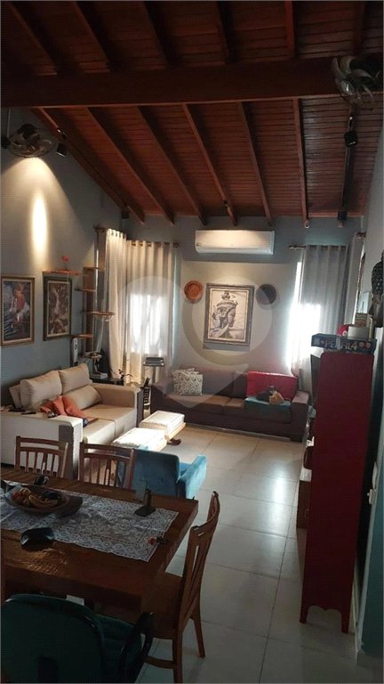 Casa à venda com 3 quartos, sendo 1 suíte,  no condomínio Horizonte Azul II, Itupeva - SP