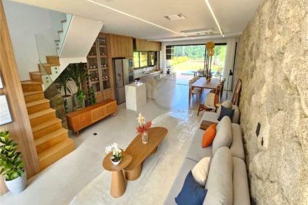 Casa à venda com 3 suítes no condomínio Lagú, São Roque - SP