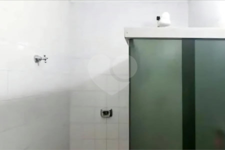 Sobrado à venda com 3 quartos em Jardim Peri Peri, São Paulo, SP