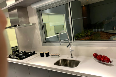 Apartamento à venda com 3 quartos, sendo 1 suíte,  em Vila Sofia, São Paulo, SP