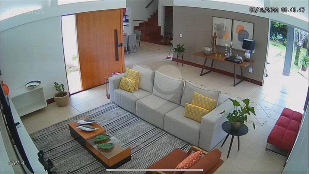 Chácara no Condomínio Vale das Laranjeiras em Indaiatuba SP - Venda - R$ 3,600.000,00 - Locaçao - R$ 30.000,00 mais encargos - Linda, espaçosa, aconchegante, acabamento de alto padrão em rua tranquila e arborizada, em um dos Condomínios mais valorizados de Indaiatuba. Com fácil acesso as principa