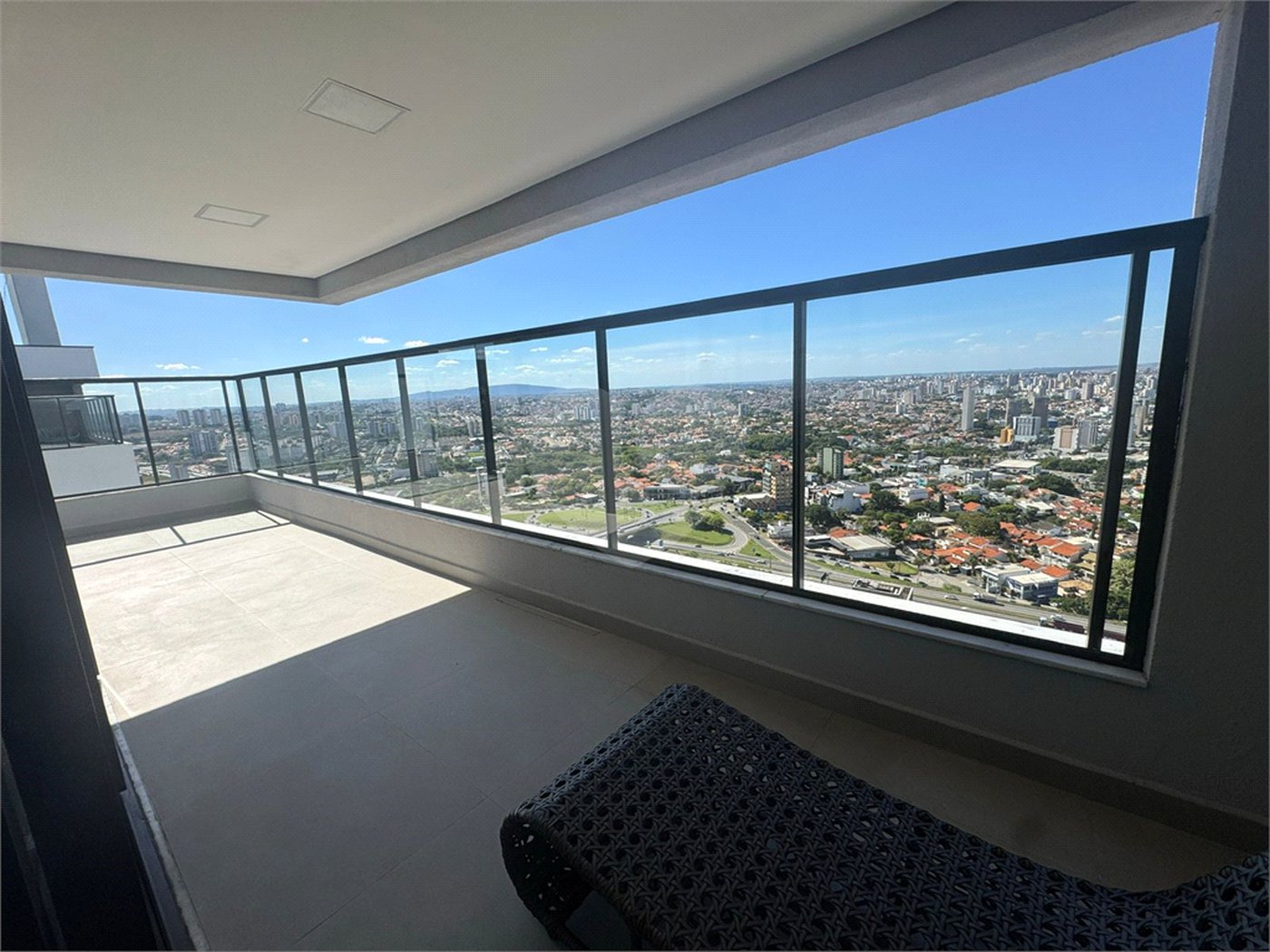 Apartamento à venda ou para alugar com 3 suítes em Parque Campolim, Sorocaba, SP