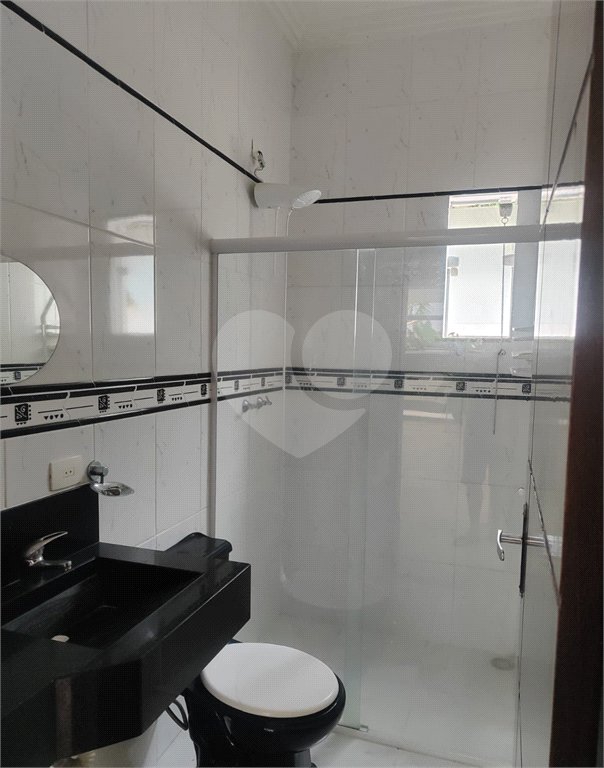 Casa à venda com 3 quartos, sendo 1 suíte, no condomínio Clube Florada Suzano, Suzano - SP